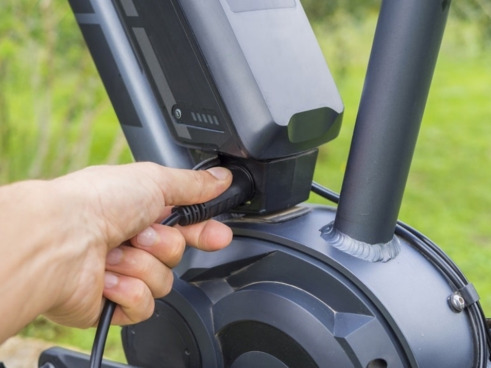 Combien de temps faut-il pour charger la batterie de mon vélo électrique?