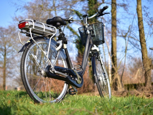 Comment les vélos électriques sont-ils durables et quels sont leurs avantages ?