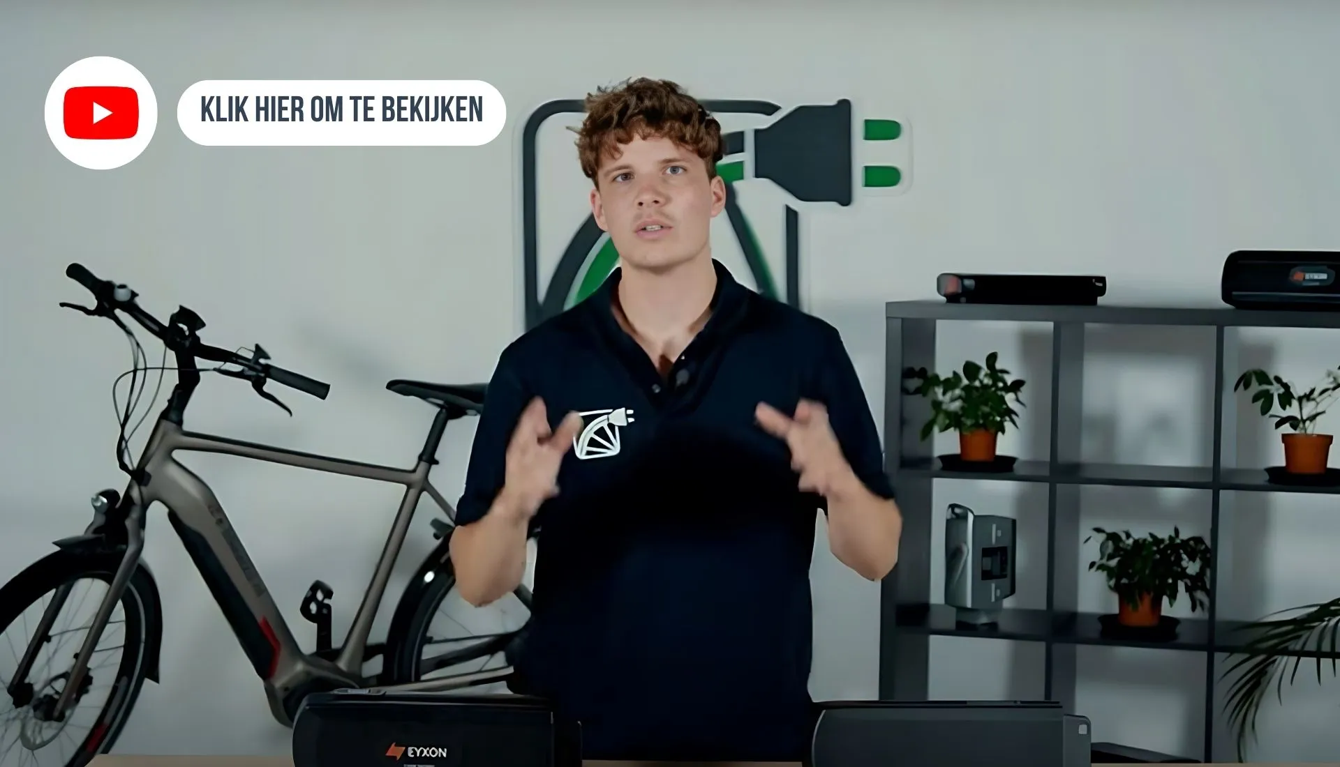 Image renvoyant à une vidéo YouTube. Cette vidéo présente les différences, les avantages et les inconvénients des batteries de vélo d'origine et des batteries de vélo de remplacement.